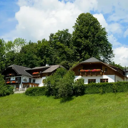 Gaestehaus Kasbichler Couette-café