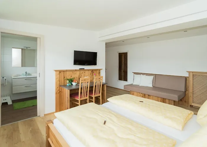 Gaestehaus Kasbichler Bed & Breakfast