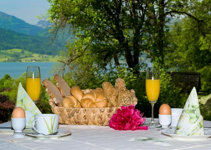 Gaestehaus Kasbichler Bed & Breakfast 3*